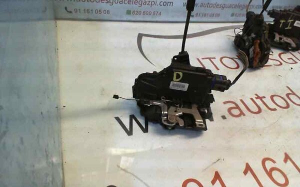CERRADURA PUERTA DELANTERA DERECHA SKODA ROOMSTER
