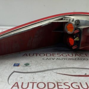PILOTO TRASERO DERECHO PEUGEOT 607