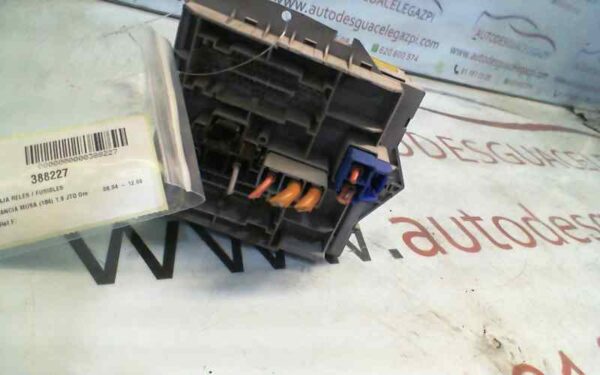 CAJA RELES / FUSIBLES LANCIA MUSA