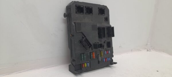 CAJA RELES / FUSIBLES CITROEN BERLINGO