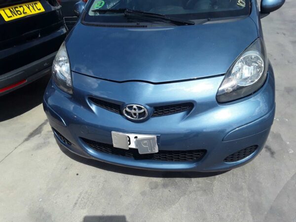 PARAGOLPES DELANTERO TOYOTA AYGO