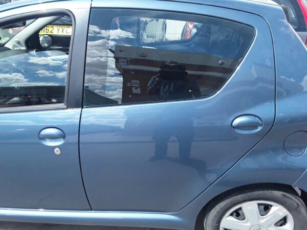PUERTA TRASERA IZQUIERDA TOYOTA AYGO