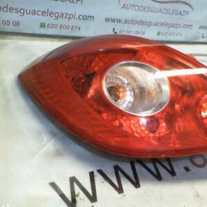 PILOTO TRASERO IZQUIERDO OPEL CORSA D