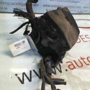 CAJA RELES / FUSIBLES TOYOTA AURIS
