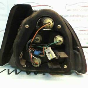 PILOTO TRASERO IZQUIERDO HONDA CIVIC BERLINA .5