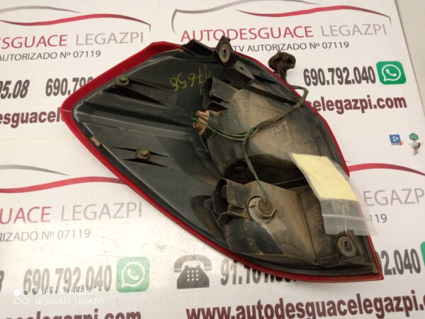 PILOTO TRASERO DERECHO SUBARU LEGACY FAMILIAR/OUTBACK B13