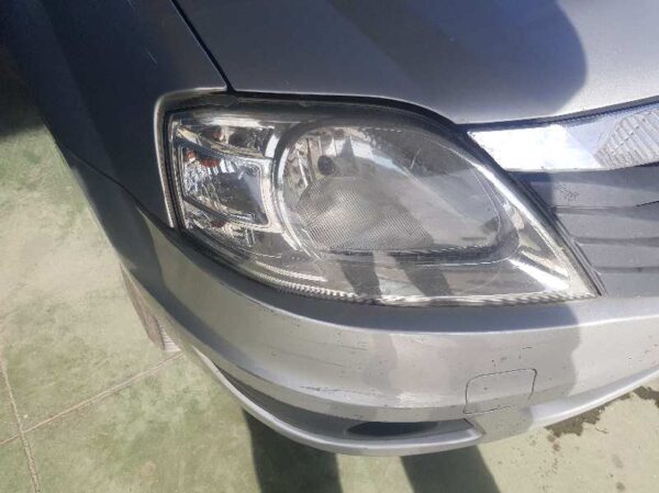 FARO DERECHO DACIA LOGAN