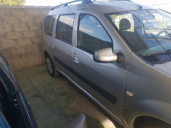 PUERTA DELANTERA DERECHA DACIA LOGAN