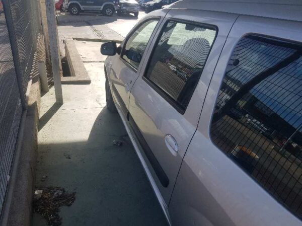 PUERTA TRASERA IZQUIERDA DACIA LOGAN