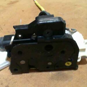 CERRADURA PUERTA DELANTERA IZQUIERDA AUDI A4 BERLINA