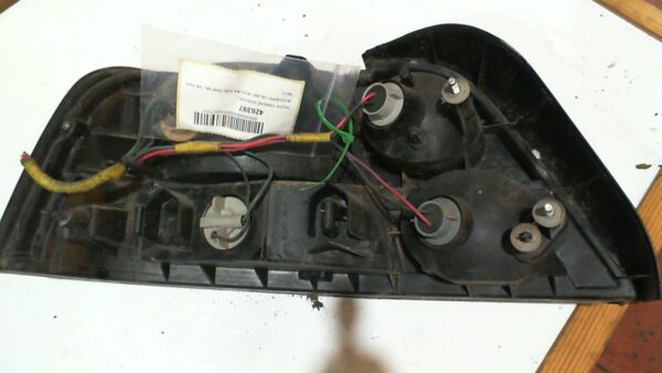 PILOTO TRASERO DERECHO MITSUBISHI GALANT BERLINA