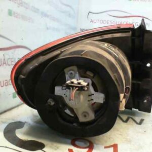 PILOTO TRASERO DERECHO SEAT ALTEA