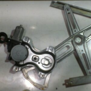 ELEVALUNAS DELANTERO DERECHO TOYOTA YARIS