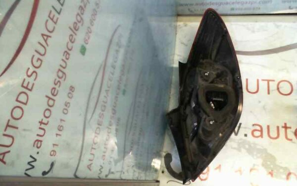 PILOTO TRASERO IZQUIERDO OPEL CORSA D