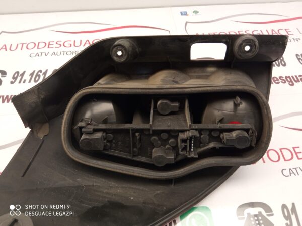 PILOTO TRASERO DERECHO RENAULT LAGUNA II GRANDTOUR