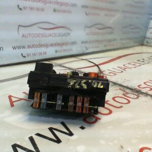 CAJA RELES / FUSIBLES PEUGEOT 406 BERLINA