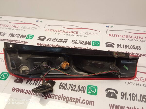 PILOTO TRASERO IZQUIERDO FORD FIESTA
