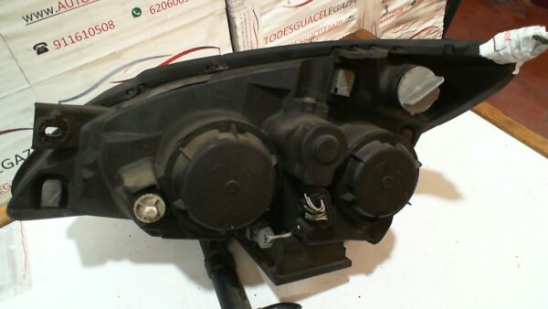 FARO DERECHO CITROEN C5 BERLINA
