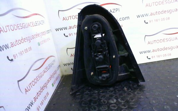 PILOTO TRASERO DERECHO MERCEDES CLASE A