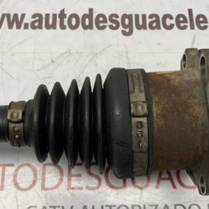 TRANSMISION DELANTERA IZQUIERDA VOLKSWAGEN POLO