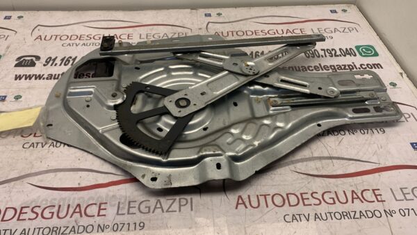 ELEVALUNAS DELANTERO IZQUIERDO HYUNDAI TUCSON