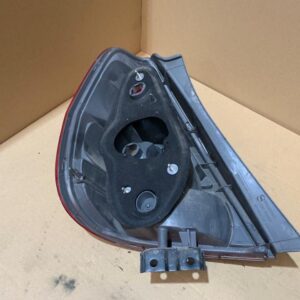 PILOTO TRASERO DERECHO HONDA JAZZ