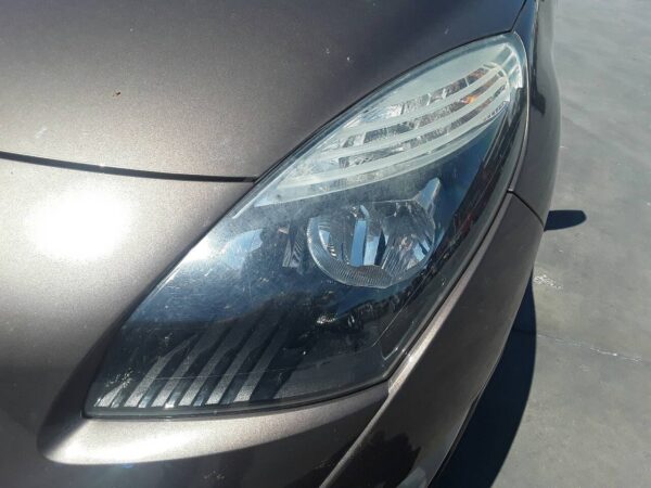 FARO IZQUIERDO RENAULT SCENIC III