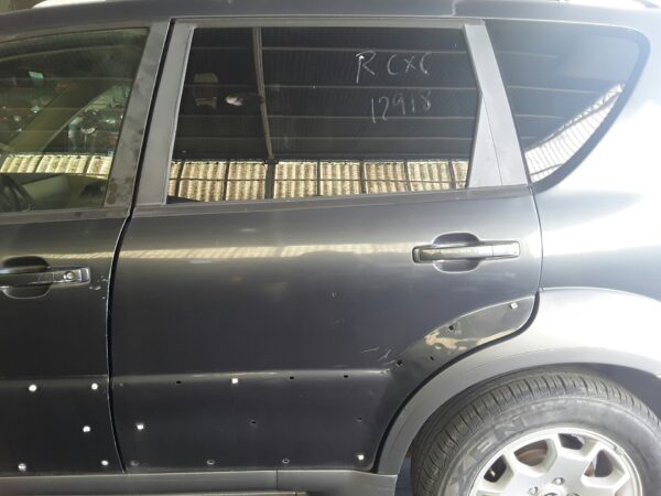 PUERTA TRASERA IZQUIERDA SSANGYONG REXTON