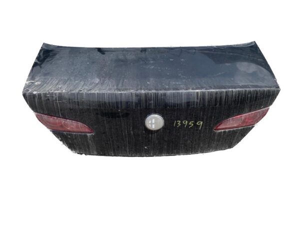 TAPA MALETERO ALFA ROMEO 159