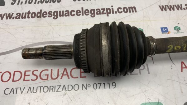 TRANSMISION DELANTERA IZQUIERDA TOYOTA RAV 4