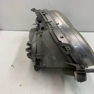 FARO IZQUIERDO MERCEDES CLASE E  BERLINA