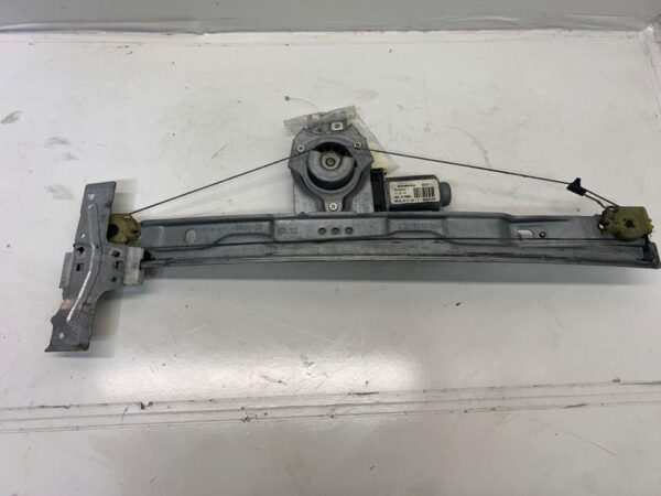 ELEVALUNAS DELANTERO DERECHO PEUGEOT 207