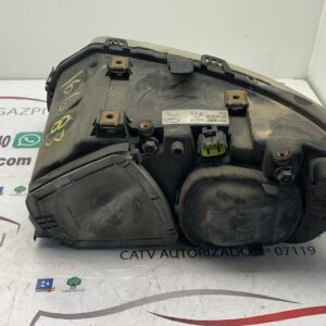 FARO DERECHO CHRYSLER VOYAGER