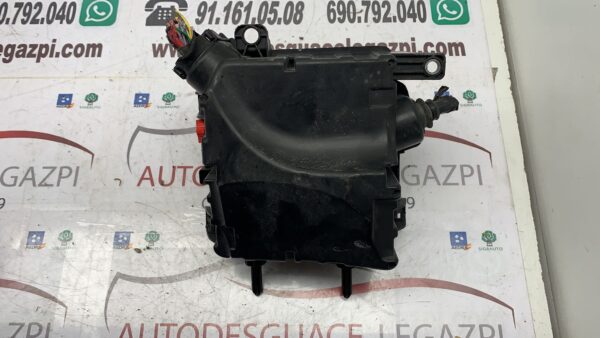 CAJA RELES / FUSIBLES RENAULT MEGANE III BERLINA 5 P