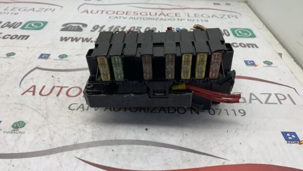 CAJA RELES / FUSIBLES PEUGEOT 206 BERLINA
