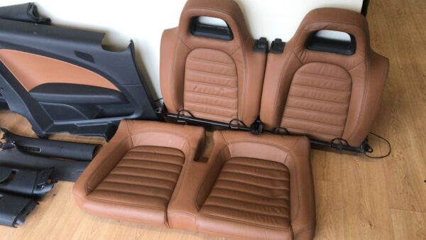 JUEGO ASIENTOS COMPLETO VOLKSWAGEN SCIROCCO