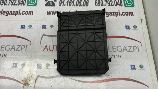 CAJA RELES / FUSIBLES PEUGEOT 206 BERLINA