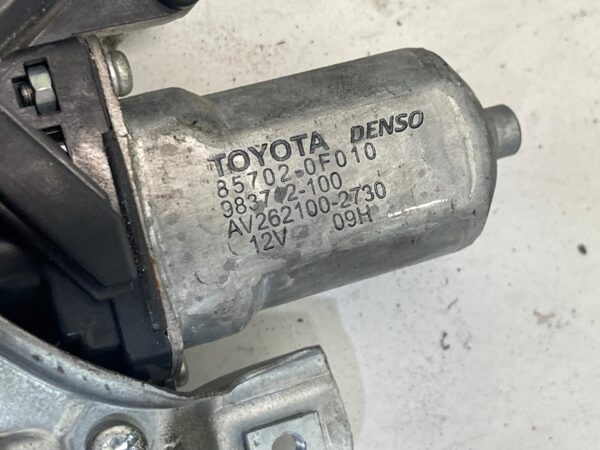 ELEVALUNAS DELANTERO IZQUIERDO TOYOTA YARIS
