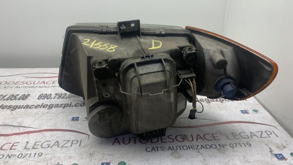 FARO DERECHO MERCEDES VITO  COMBI