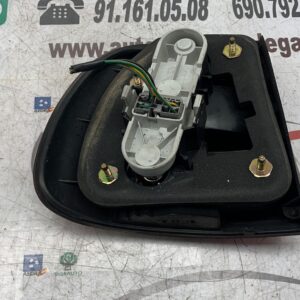 PILOTO TRASERO DERECHO VOLVO V40 FAMILIAR