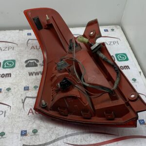 PILOTO TRASERO DERECHO SUZUKI SWIFT BERLINA