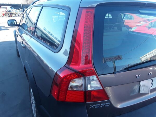 PILOTO TRASERO IZQUIERDO VOLVO XC70