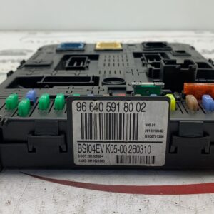CAJA RELES / FUSIBLES CITROEN C4 BERLINA