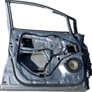 PUERTA DELANTERA IZQUIERDA TOYOTA VERSO
