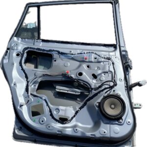 PUERTA TRASERA IZQUIERDA TOYOTA VERSO