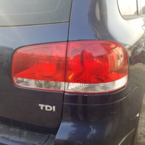 PILOTO TRASERO DERECHO VOLKSWAGEN TOUAREG