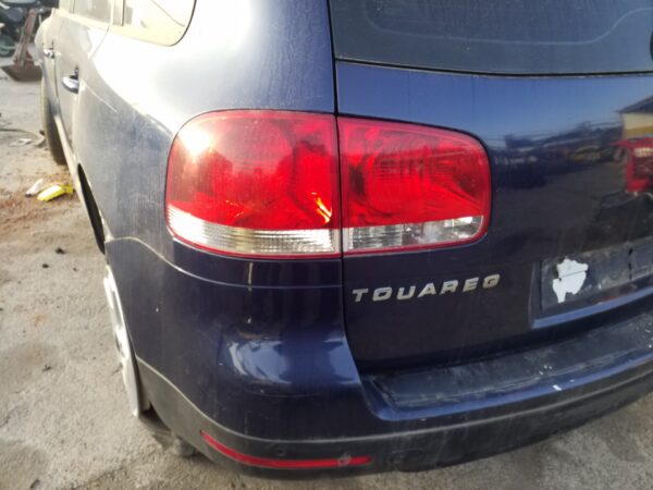 PILOTO TRASERO IZQUIERDO VOLKSWAGEN TOUAREG