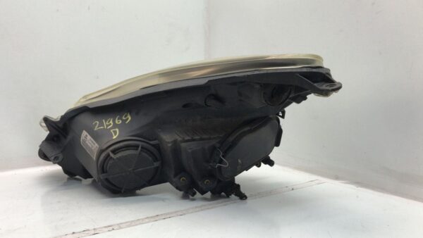FARO DERECHO OPEL CORSA D