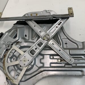 ELEVALUNAS TRASERO IZQUIERDO KIA CARNIVAL
