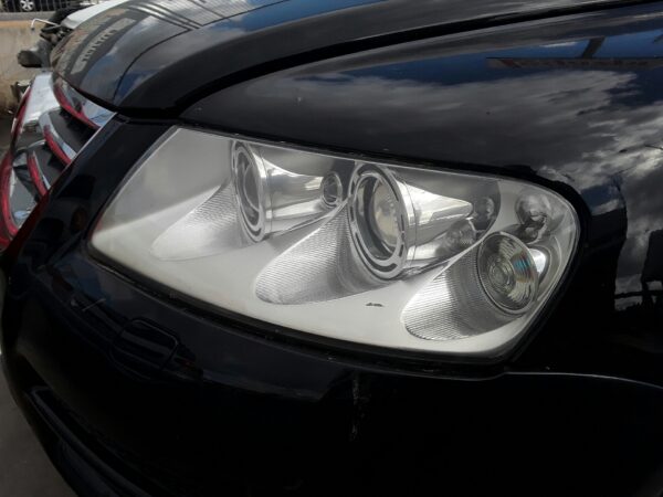 FARO IZQUIERDO VOLKSWAGEN TOUAREG